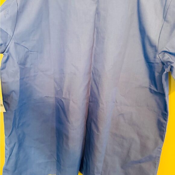 Royal Blue V-Neck Short Sleeve Medical Shirt - Picture 6 of 8